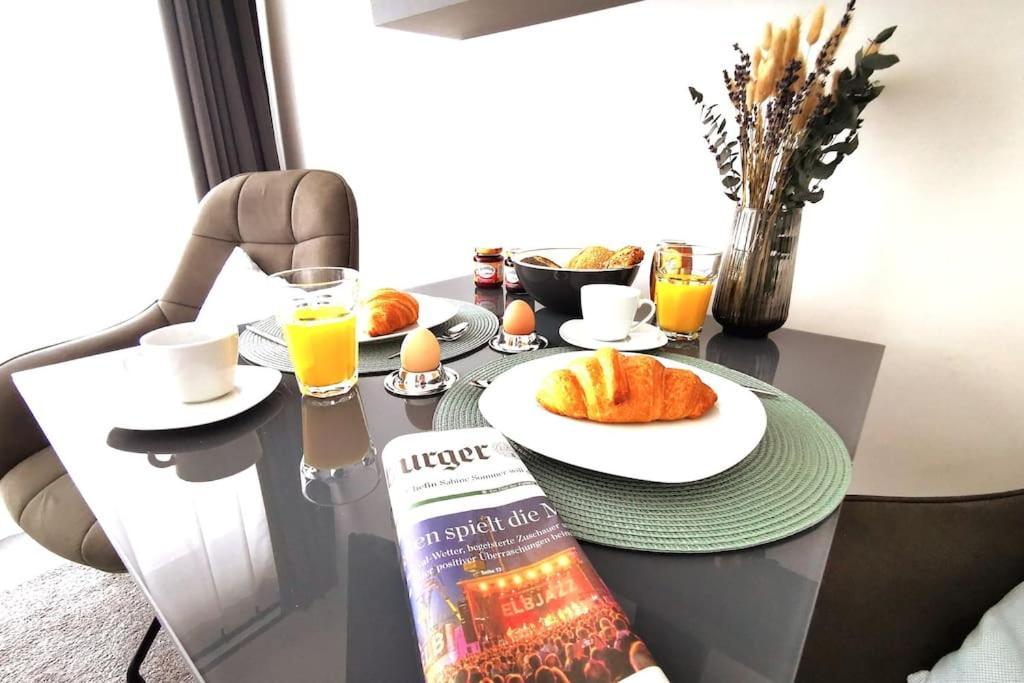 Hh 03 By Rockchair - Superhost Status - Modernes Apartment Mit Sonnigem Balkon & Premium Boxspringbetten In Winterhude - Hamburg Top Geheimtipp Buitenkant foto