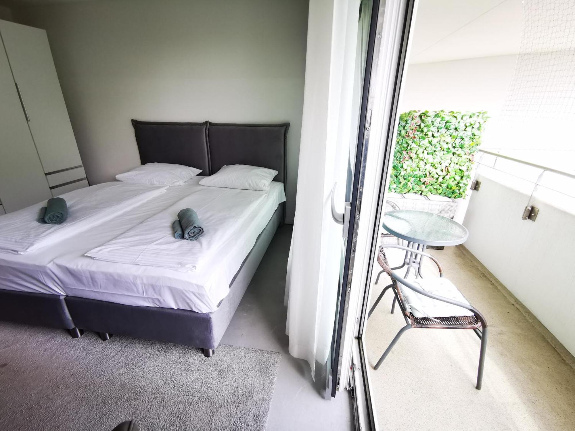 Hh 03 By Rockchair - Superhost Status - Modernes Apartment Mit Sonnigem Balkon & Premium Boxspringbetten In Winterhude - Hamburg Top Geheimtipp Buitenkant foto