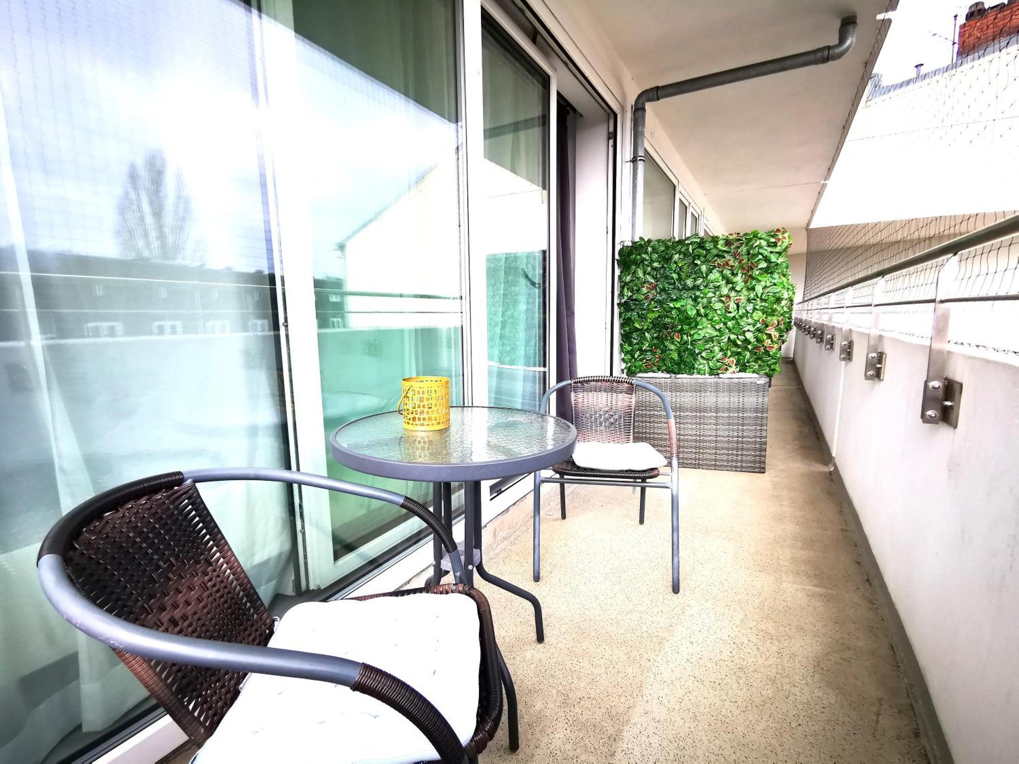 Hh 03 By Rockchair - Superhost Status - Modernes Apartment Mit Sonnigem Balkon & Premium Boxspringbetten In Winterhude - Hamburg Top Geheimtipp Buitenkant foto